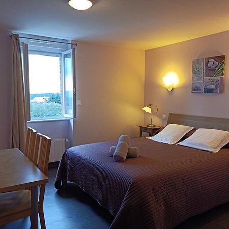 Rozier-en-Donzy Les Pierres Folles B&B 외부 사진